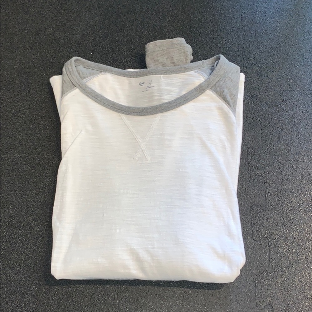 Men’s long sleeve T-shirt